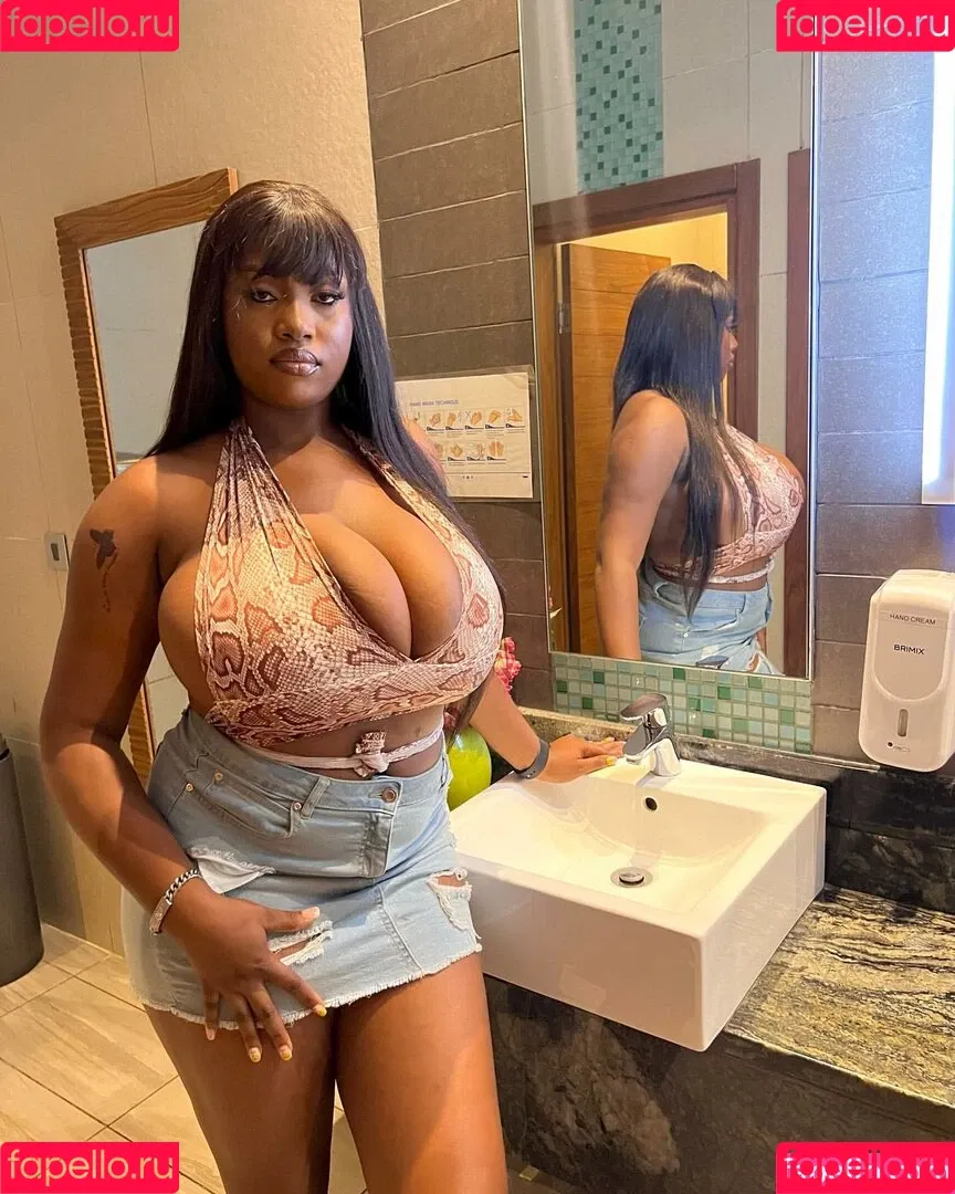 Ikechukwu Chika Onlyfans Photo Gallery 