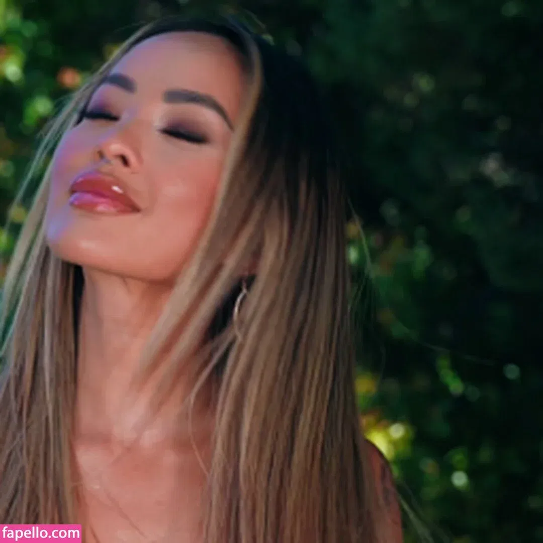 ms_lindalan Onlyfans Photo Gallery 