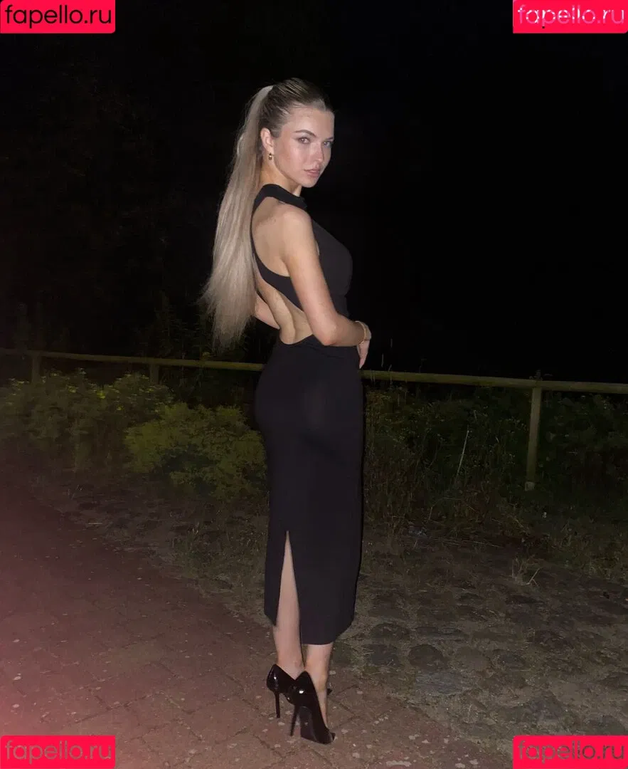 Katherine Markov Onlyfans Photo Gallery 