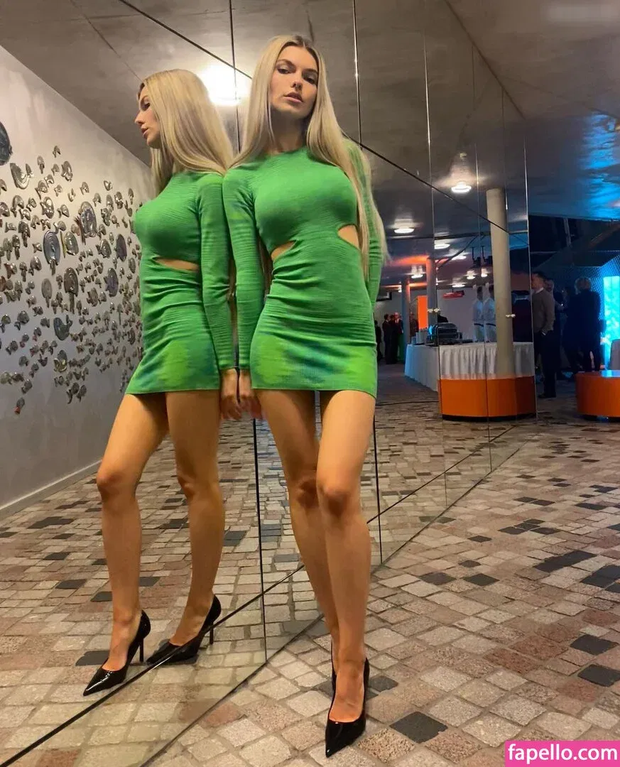 Katherine Markov Onlyfans Photo Gallery 