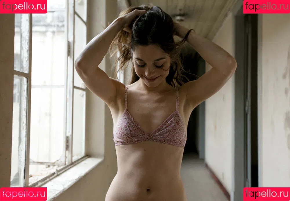 Juliana Schalch Onlyfans Photo Gallery 