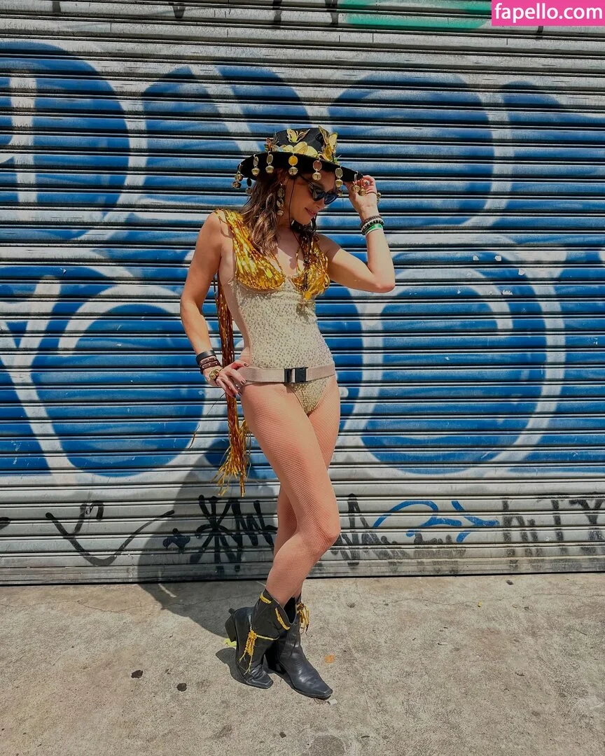 Juliana Schalch Onlyfans Photo Gallery 