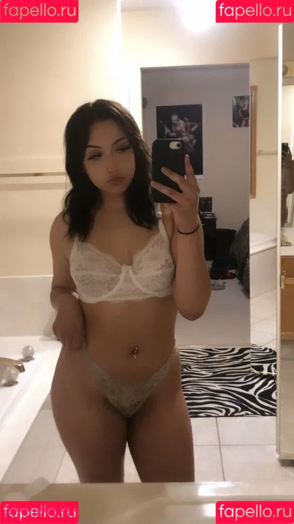 cocxinebxby Onlyfans Photo Gallery 