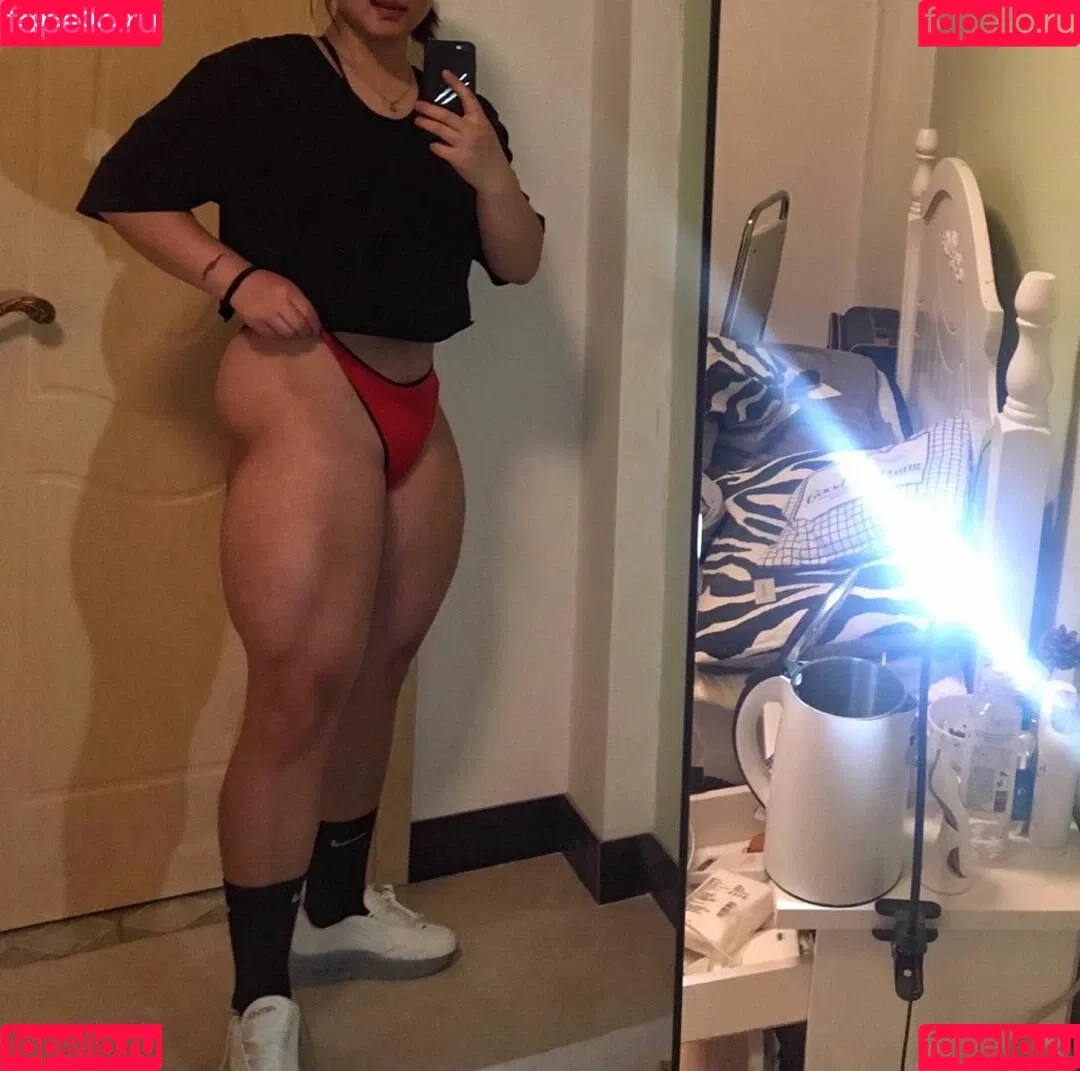 Guohui Onlyfans Photo Gallery 