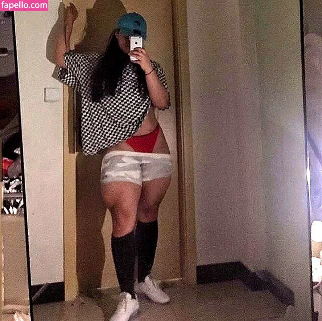 Guohui Onlyfans Photo Gallery 