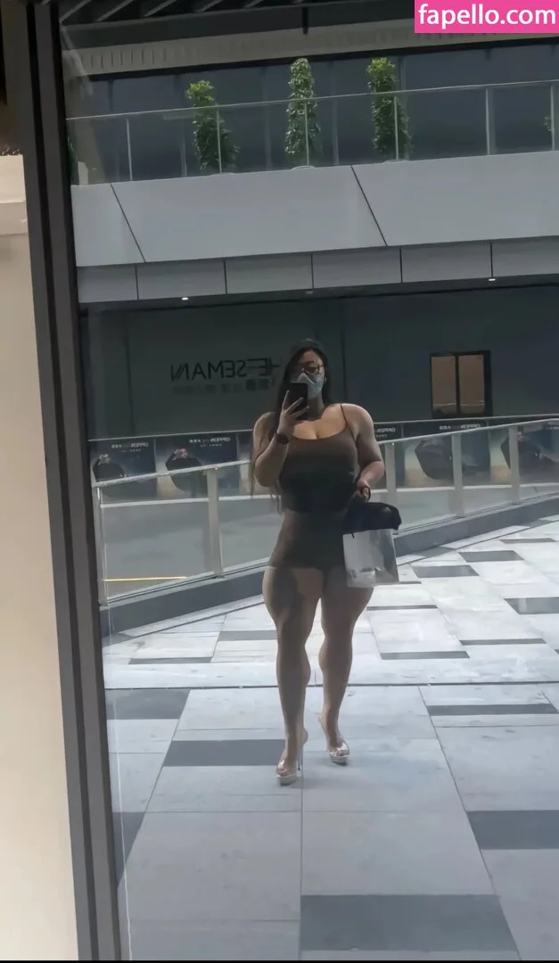 Guohui Onlyfans Photo Gallery 