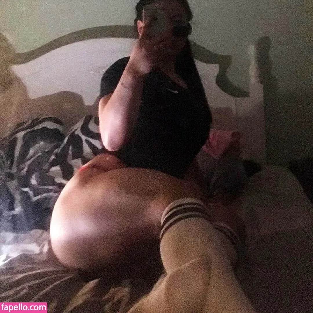 Guohui Onlyfans Photo Gallery 