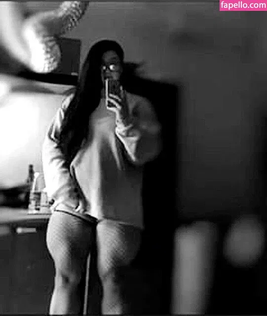 Guohui Onlyfans Photo Gallery 