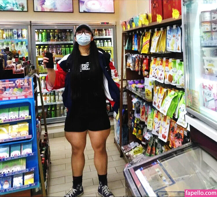 Guohui Onlyfans Photo Gallery 