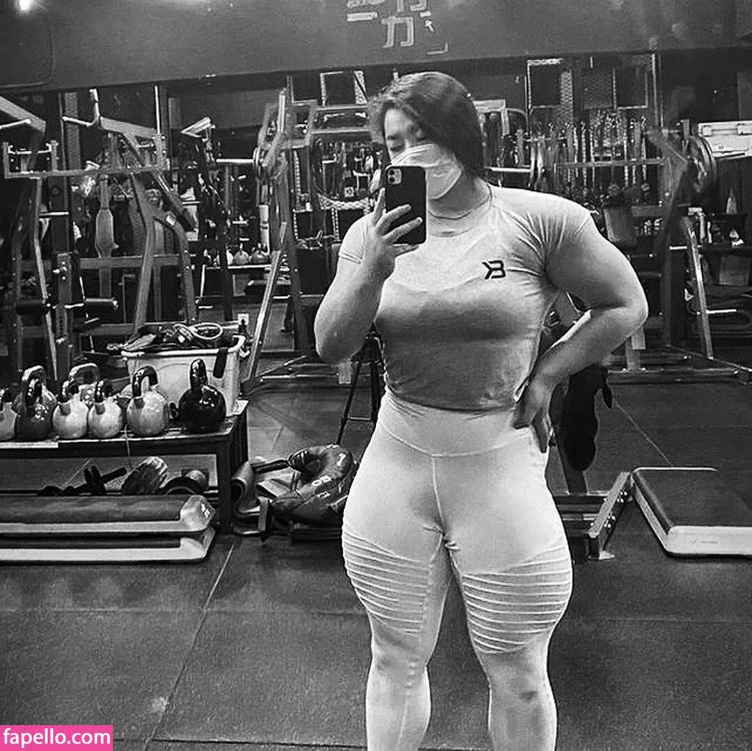 Guohui Onlyfans Photo Gallery 