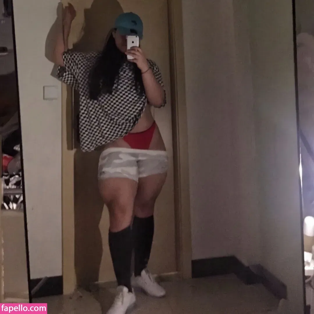 Guohui Onlyfans Photo Gallery 