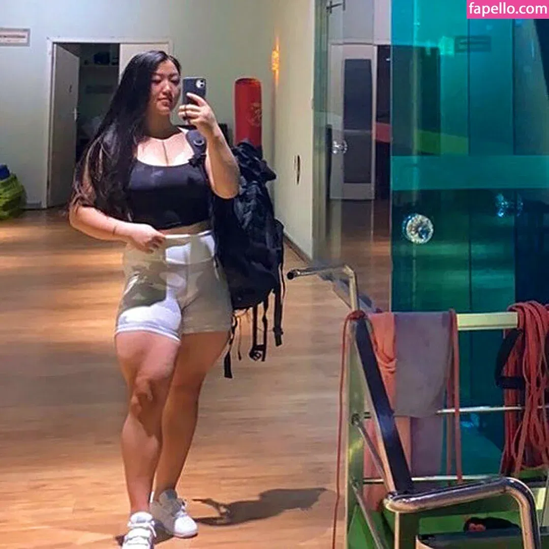 Guohui Onlyfans Photo Gallery 