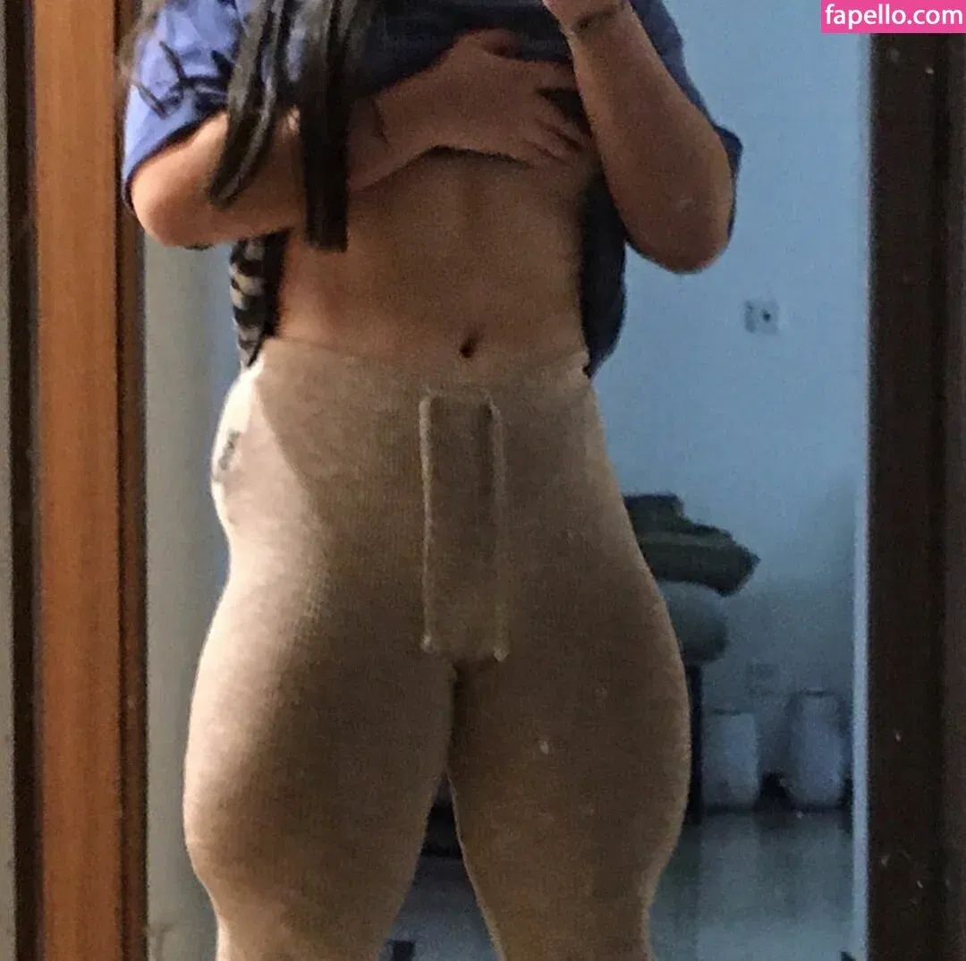 Guohui Onlyfans Photo Gallery 