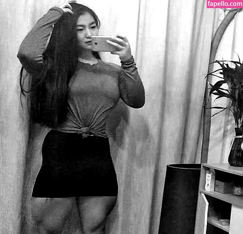 Guohui Onlyfans Photo Gallery 