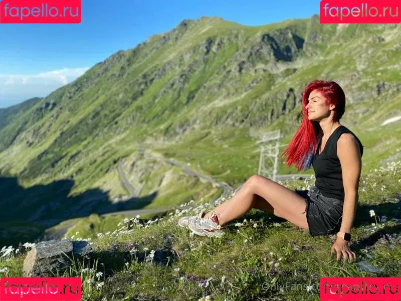 Fit Readhead Ruby Onlyfans Photo Gallery 