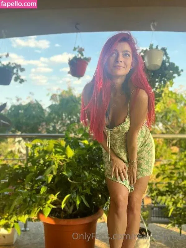 Fit Readhead Ruby Onlyfans Photo Gallery 