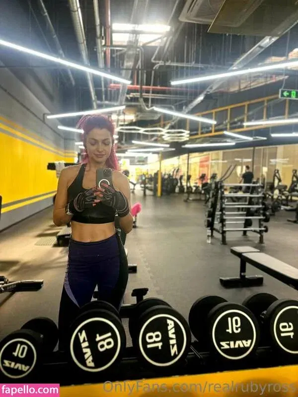 Fit Readhead Ruby Onlyfans Photo Gallery 