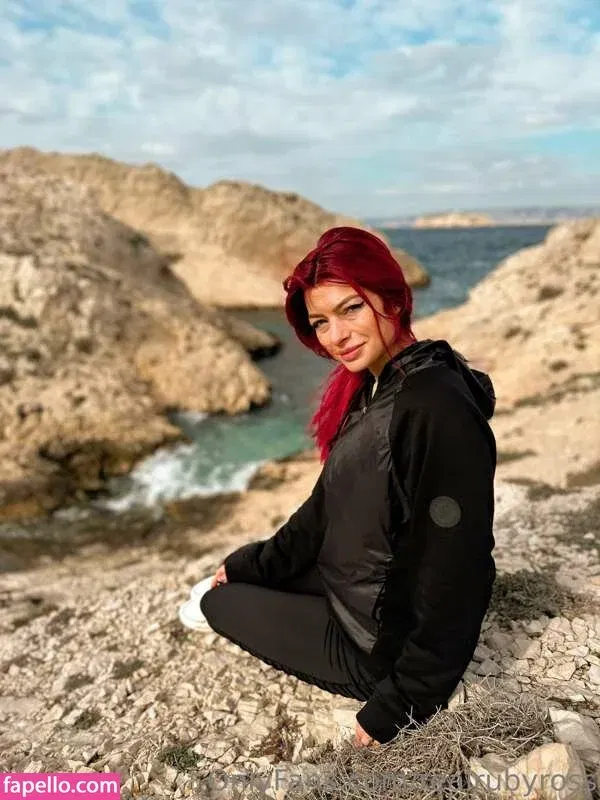 Fit Readhead Ruby Onlyfans Photo Gallery 