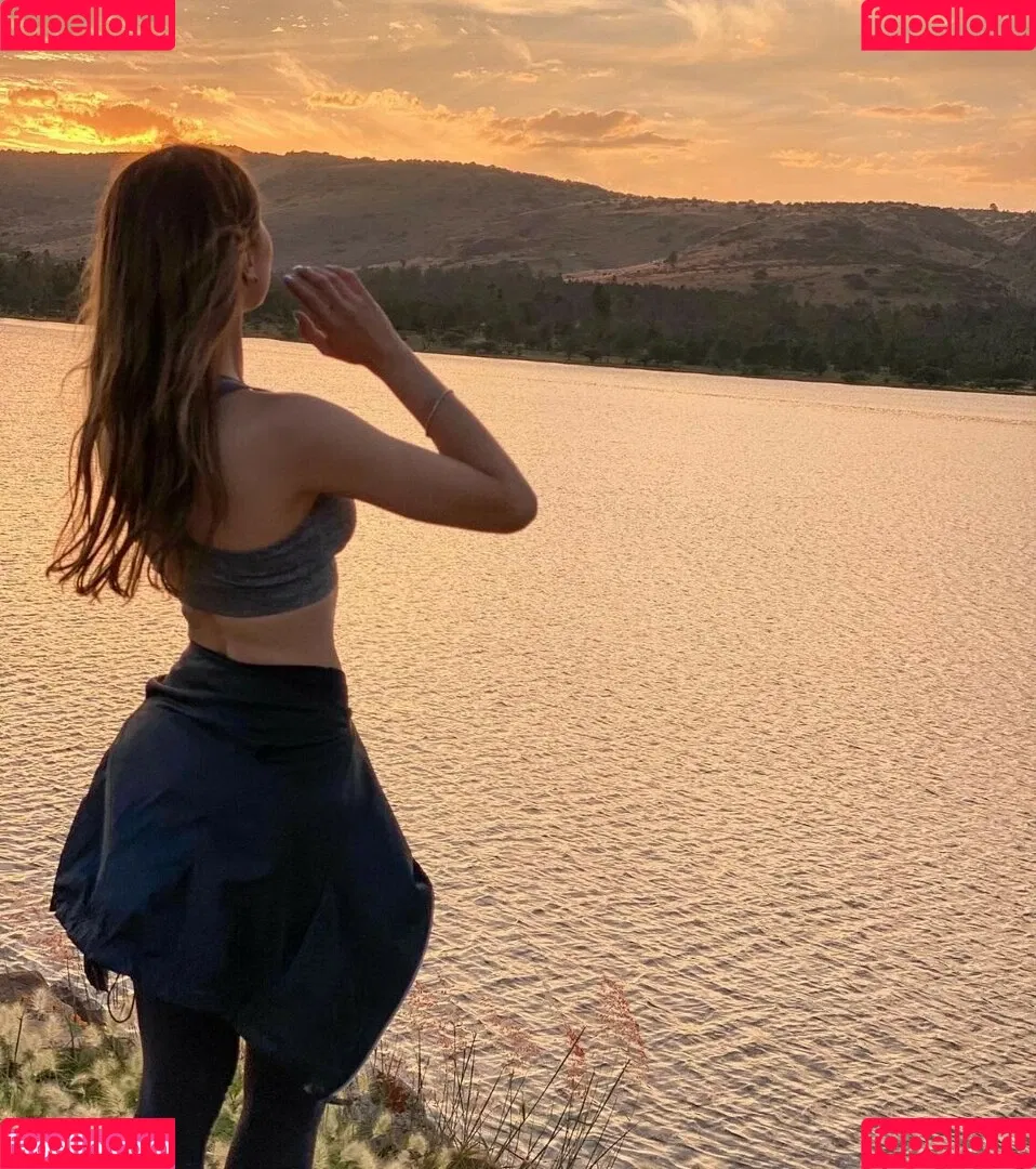 Leslie Carolina Onlyfans Photo Gallery 