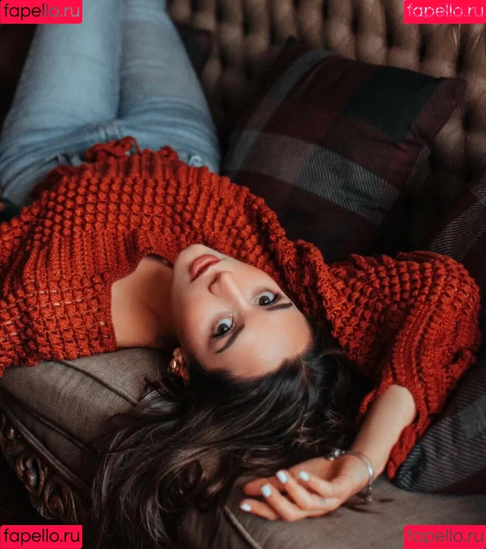 Leslie Carolina Onlyfans Photo Gallery 