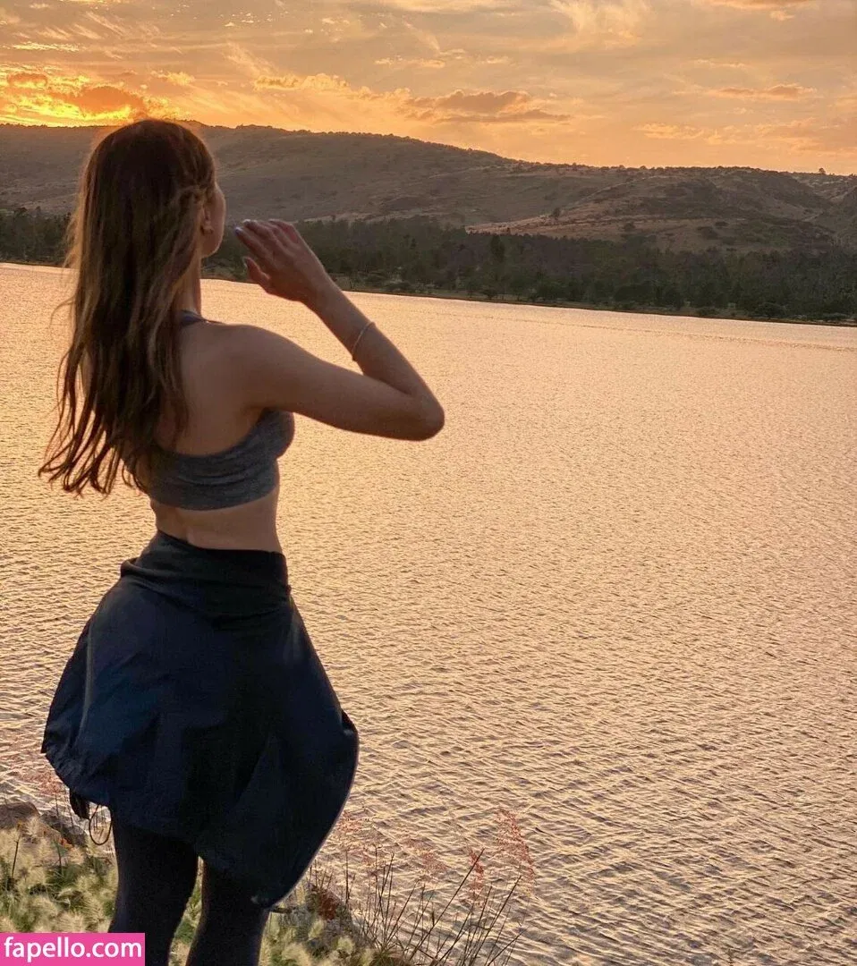 Leslie Carolina Onlyfans Photo Gallery 