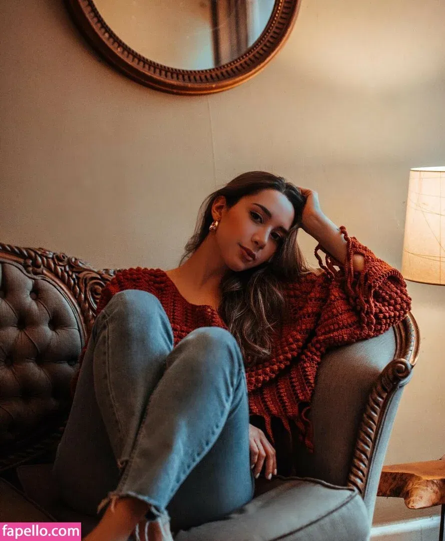 Leslie Carolina Onlyfans Photo Gallery 