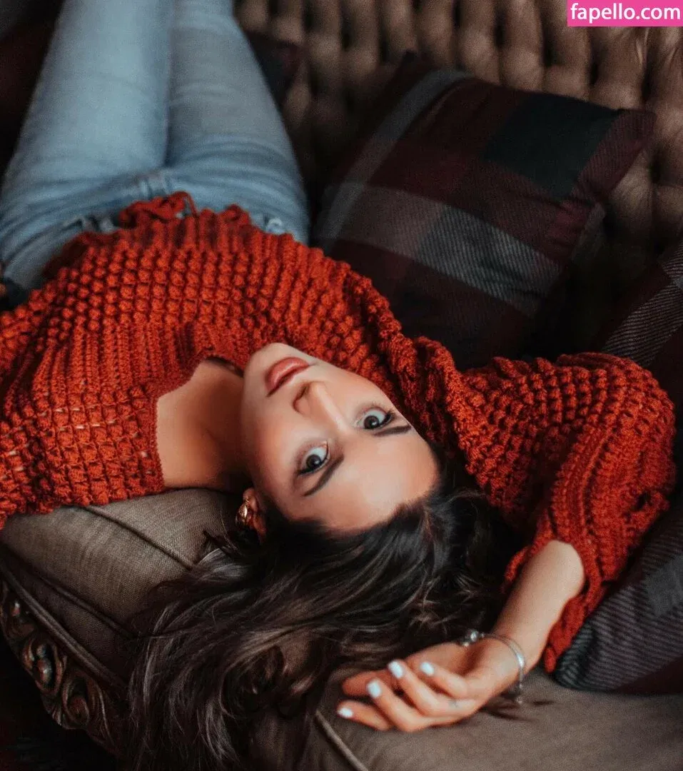 Leslie Carolina Onlyfans Photo Gallery 