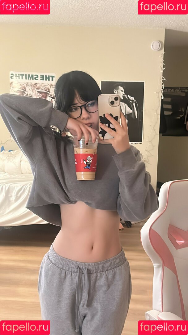 okneesuh Onlyfans Photo Gallery 