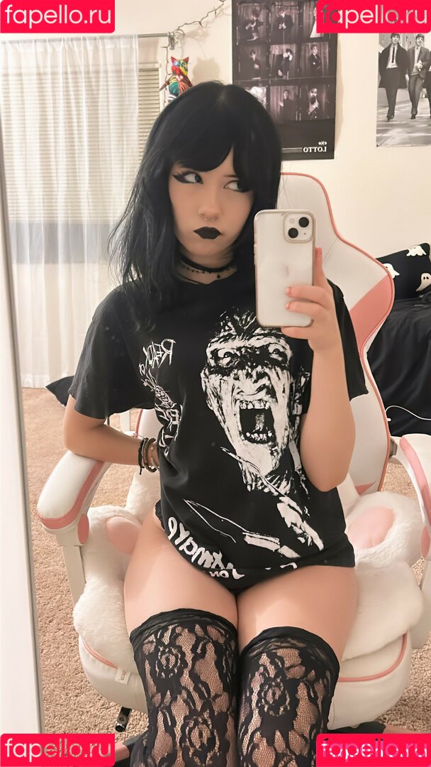 okneesuh Onlyfans Photo Gallery 