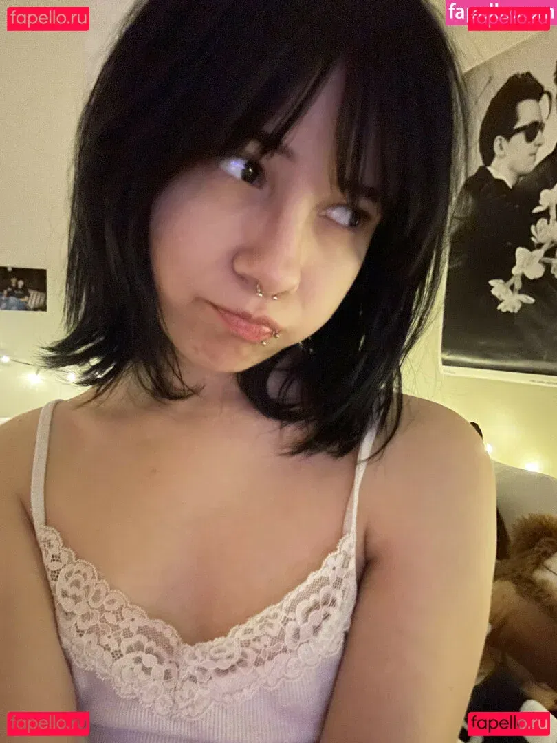 okneesuh Onlyfans Photo Gallery 