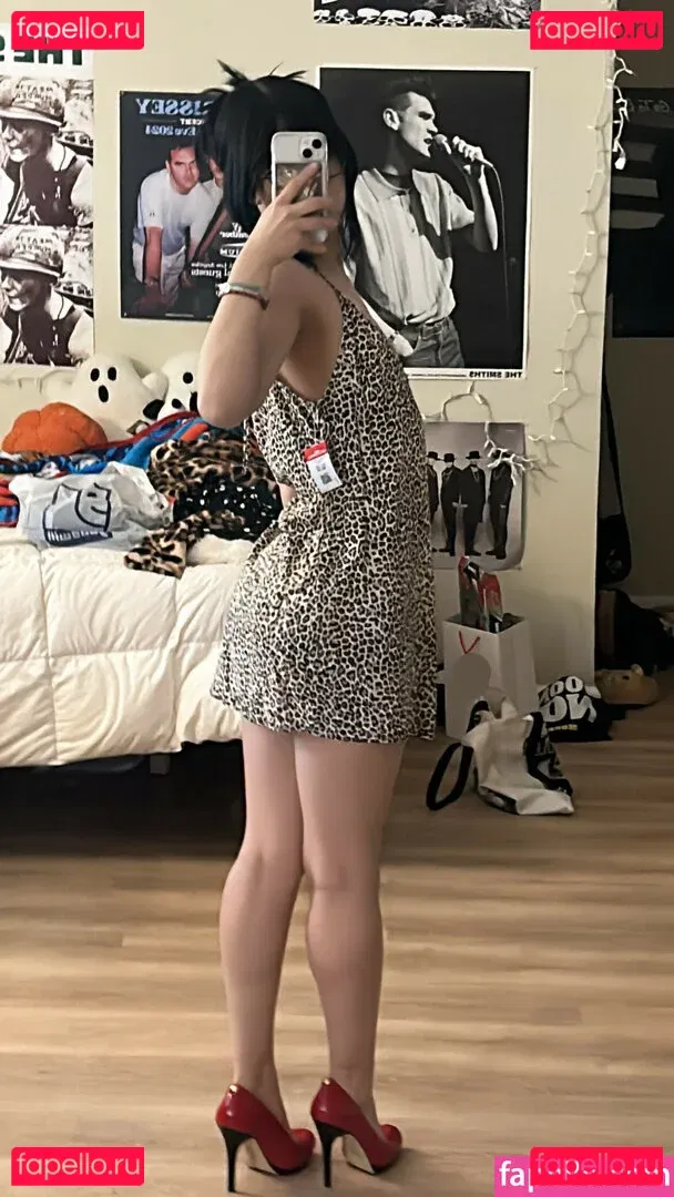 okneesuh Onlyfans Photo Gallery 