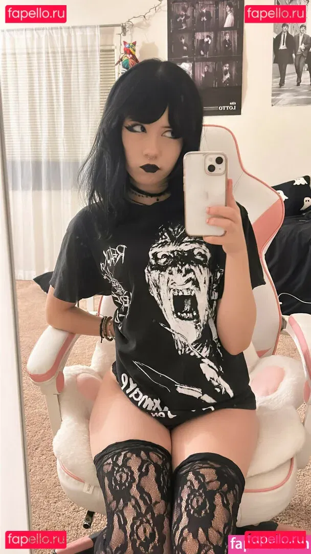 okneesuh Onlyfans Photo Gallery 