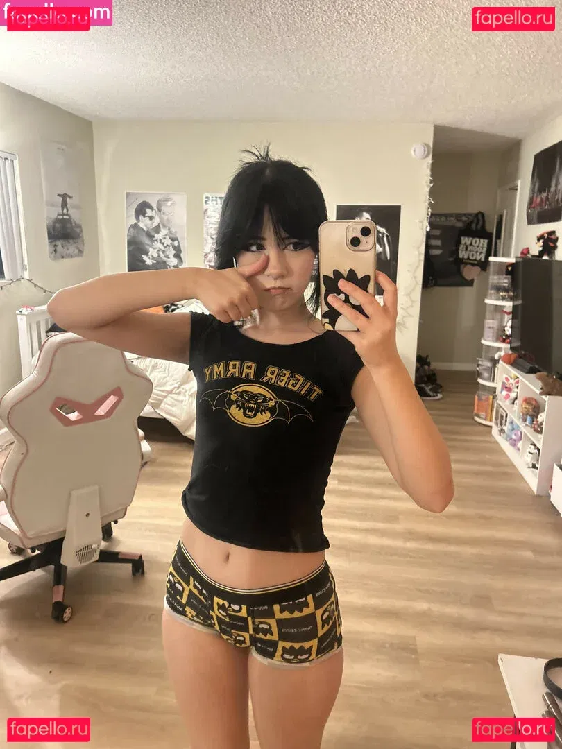 okneesuh Onlyfans Photo Gallery 