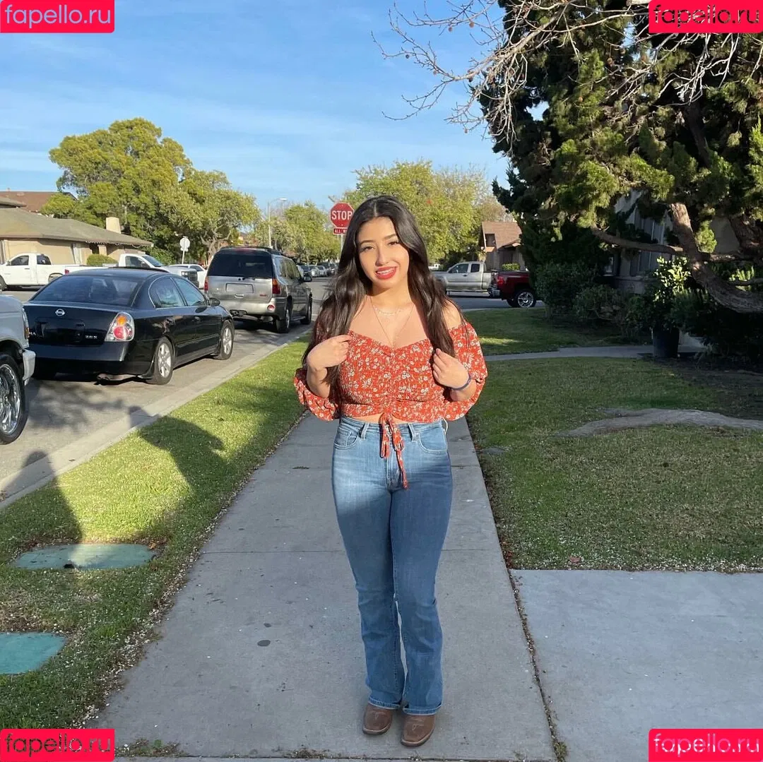 ashleyarambulaa Onlyfans Photo Gallery 