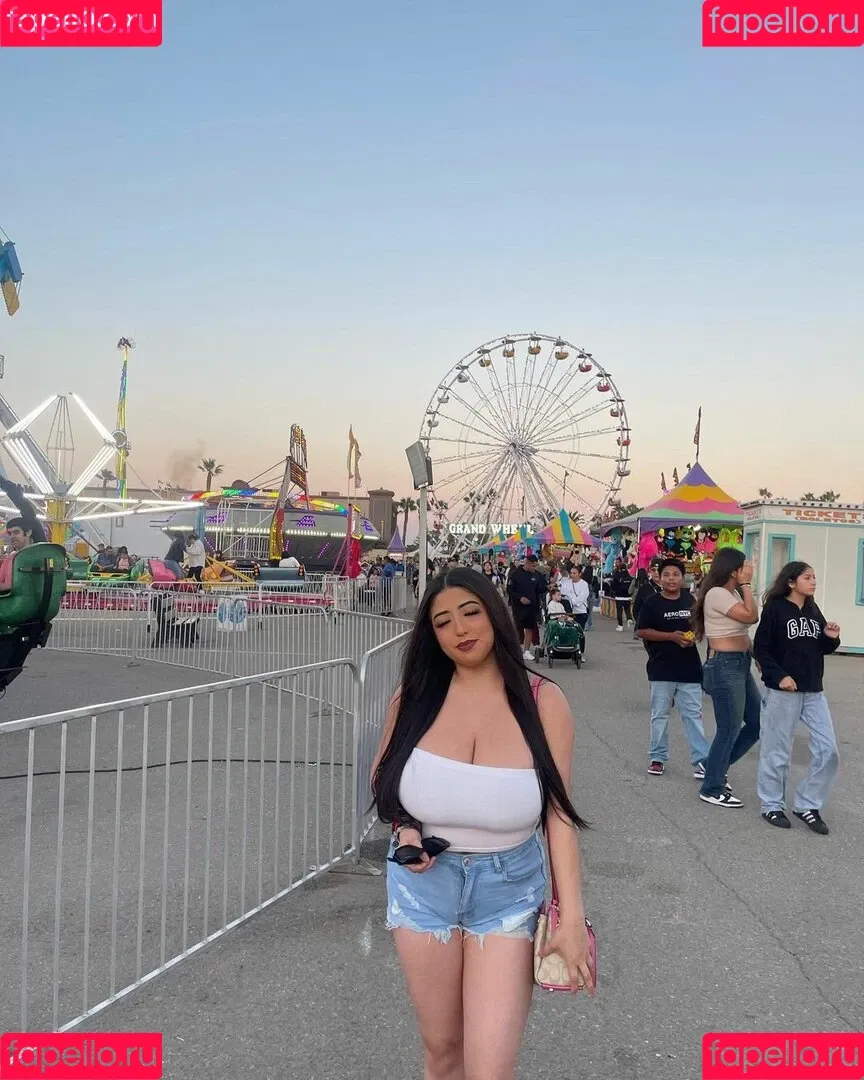 ashleyarambulaa Onlyfans Photo Gallery 
