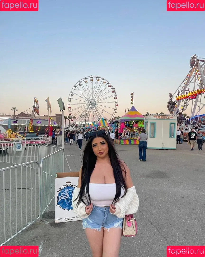 ashleyarambulaa Onlyfans Photo Gallery 