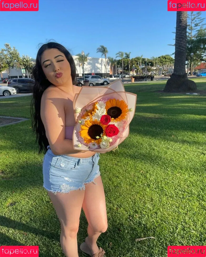 ashleyarambulaa Onlyfans Photo Gallery 