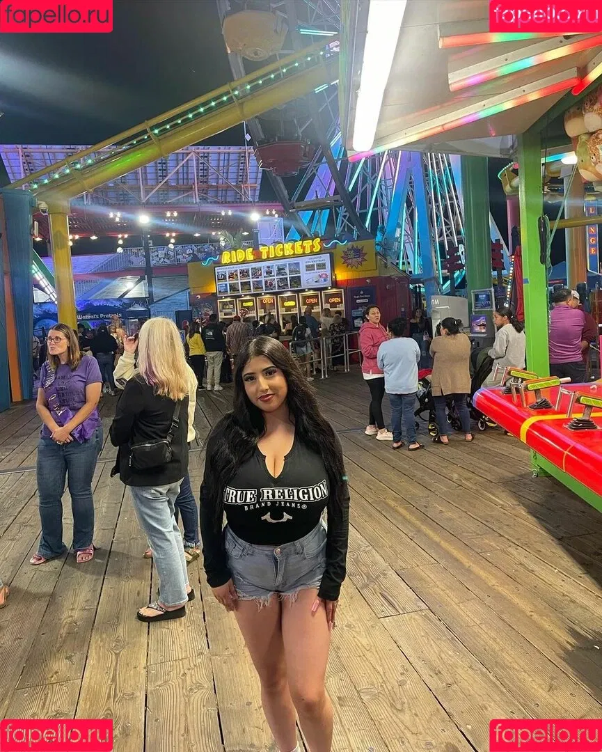 ashleyarambulaa Onlyfans Photo Gallery 