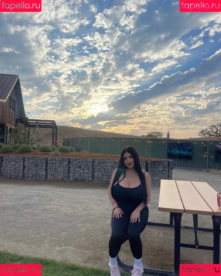 ashleyarambulaa Onlyfans Photo Gallery 
