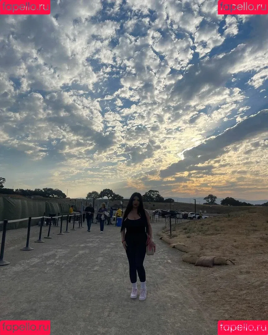 ashleyarambulaa Onlyfans Photo Gallery 