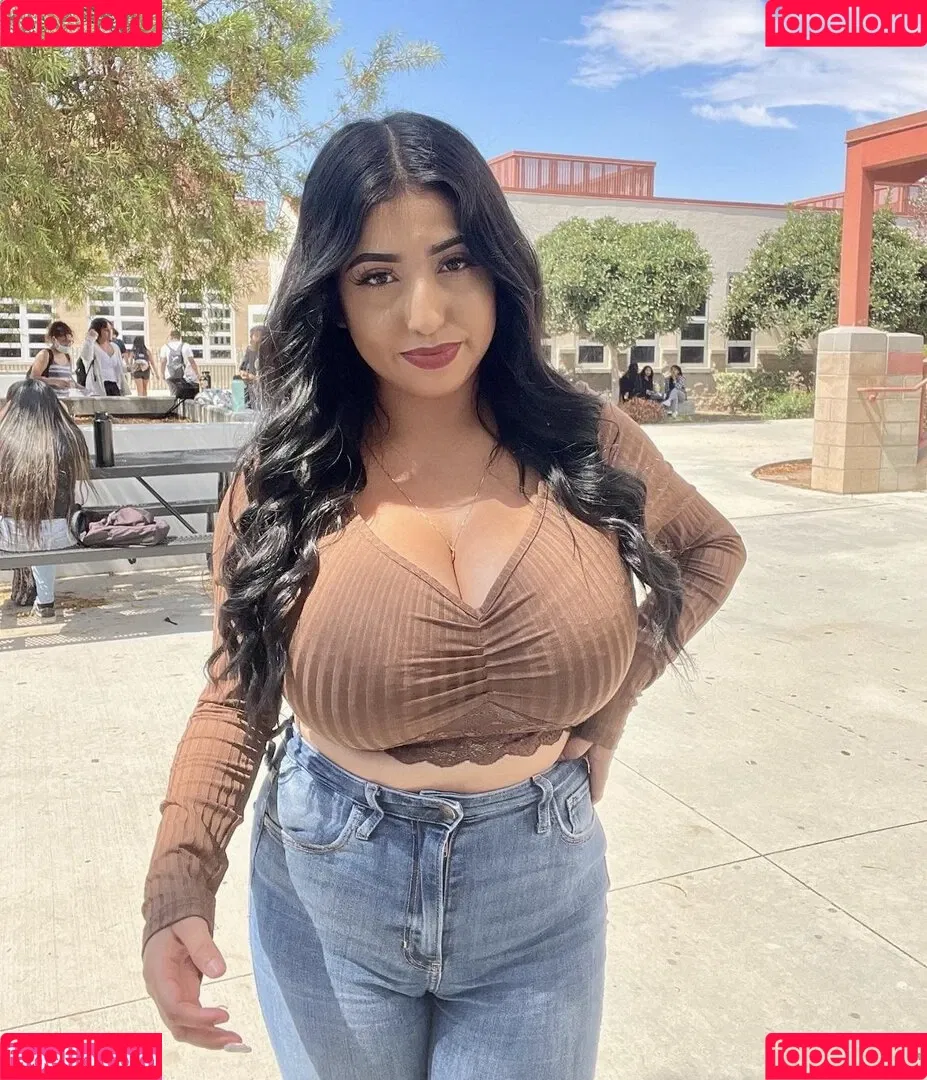 ashleyarambulaa Onlyfans Photo Gallery 