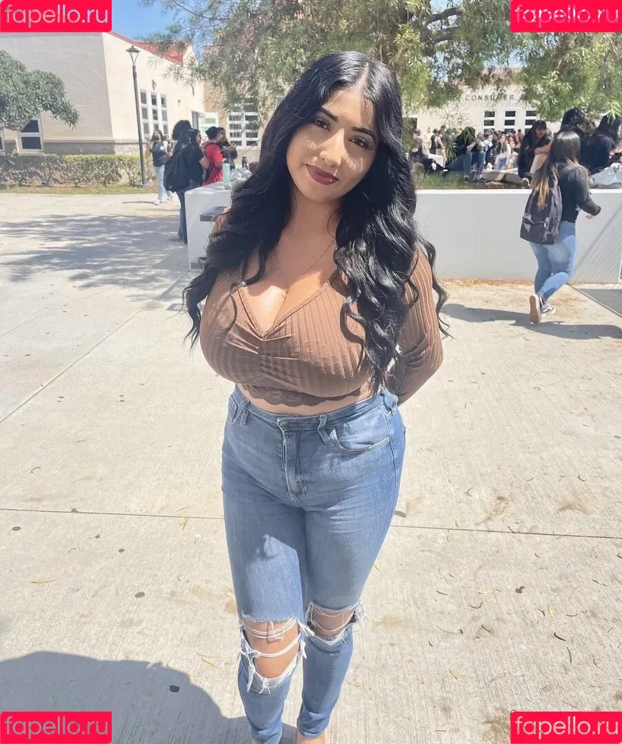 ashleyarambulaa Onlyfans Photo Gallery 