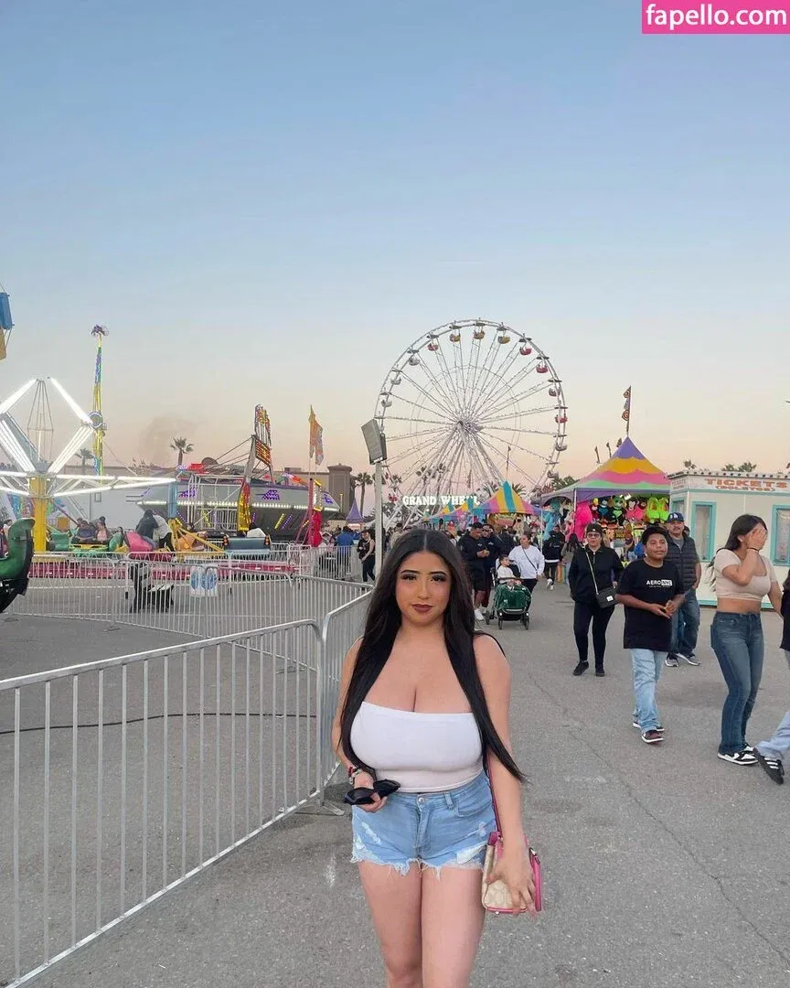 ashleyarambulaa Onlyfans Photo Gallery 