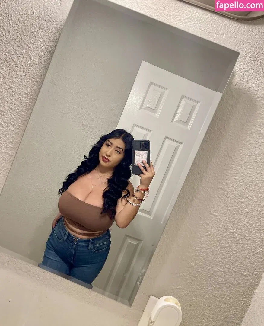 ashleyarambulaa Onlyfans Photo Gallery 