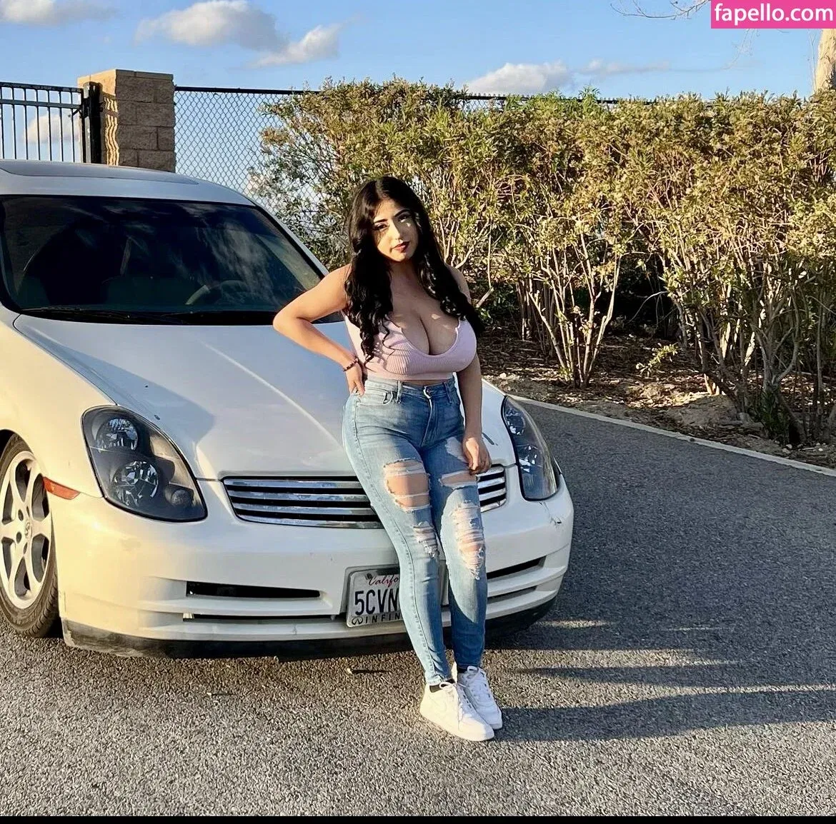 ashleyarambulaa Onlyfans Photo Gallery 