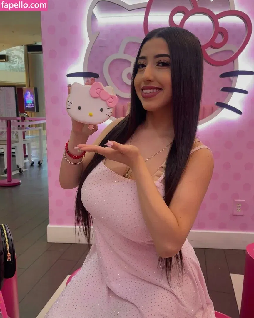 ashleyarambulaa Onlyfans Photo Gallery 