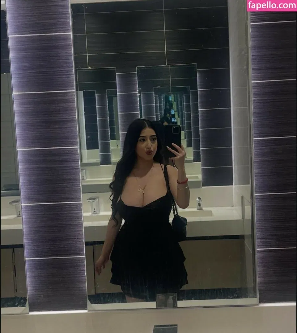 ashleyarambulaa Onlyfans Photo Gallery 