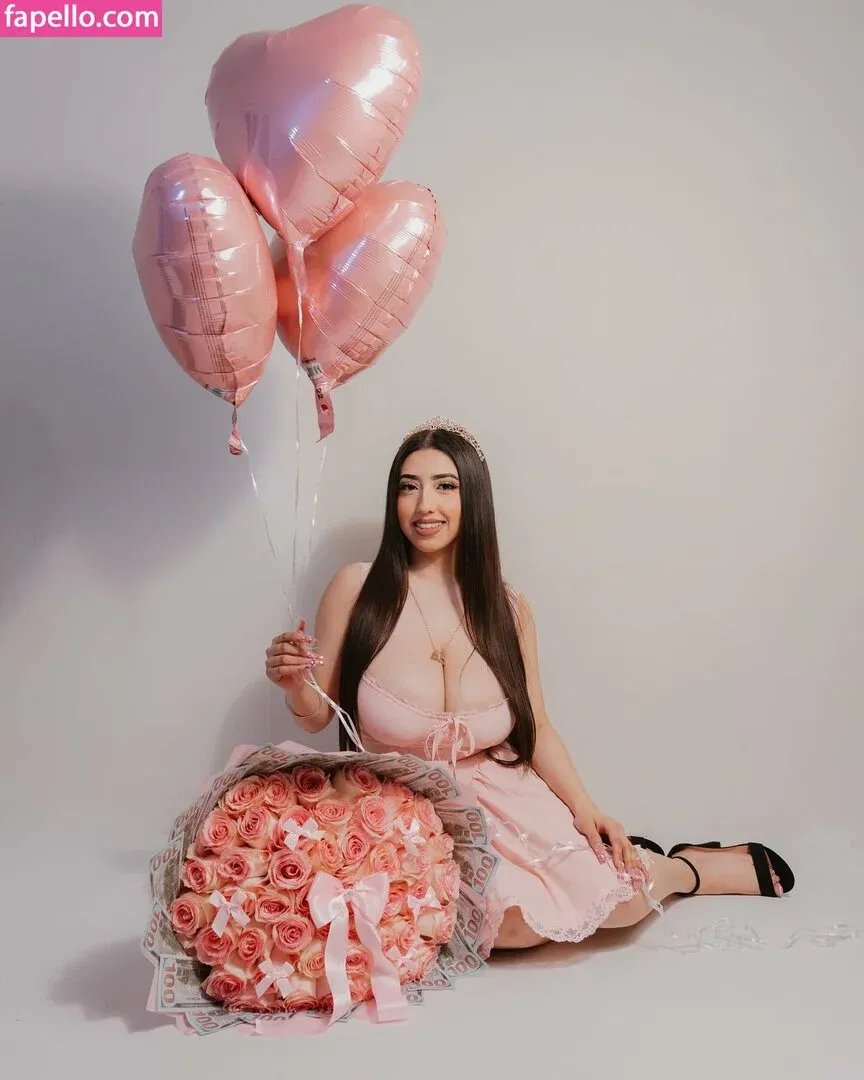 ashleyarambulaa Onlyfans Photo Gallery 