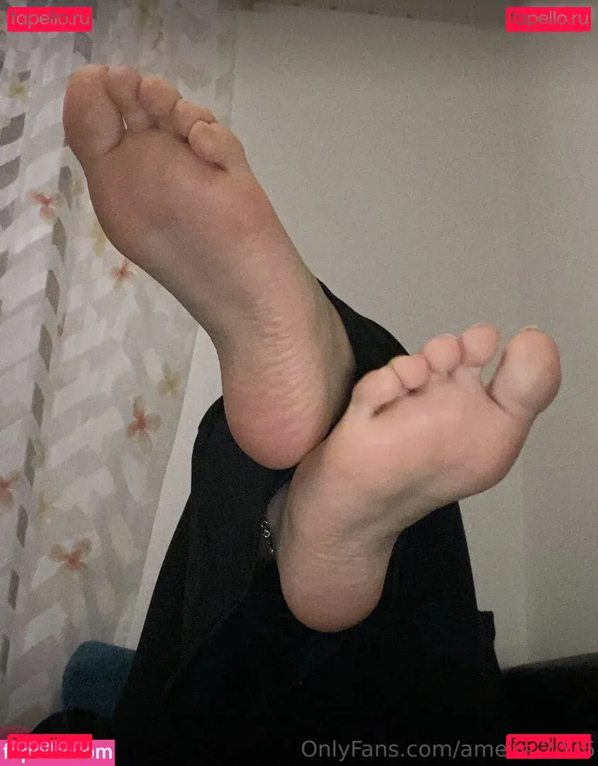 Amelie.2006 Onlyfans Photo Gallery 