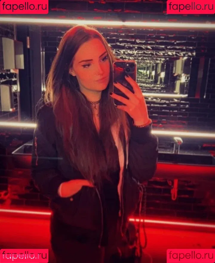 SmashLunatic Onlyfans Photo Gallery 